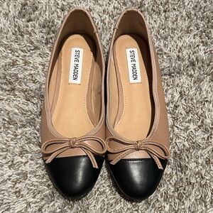 Steve Madden Beige and Black Flats with Bow